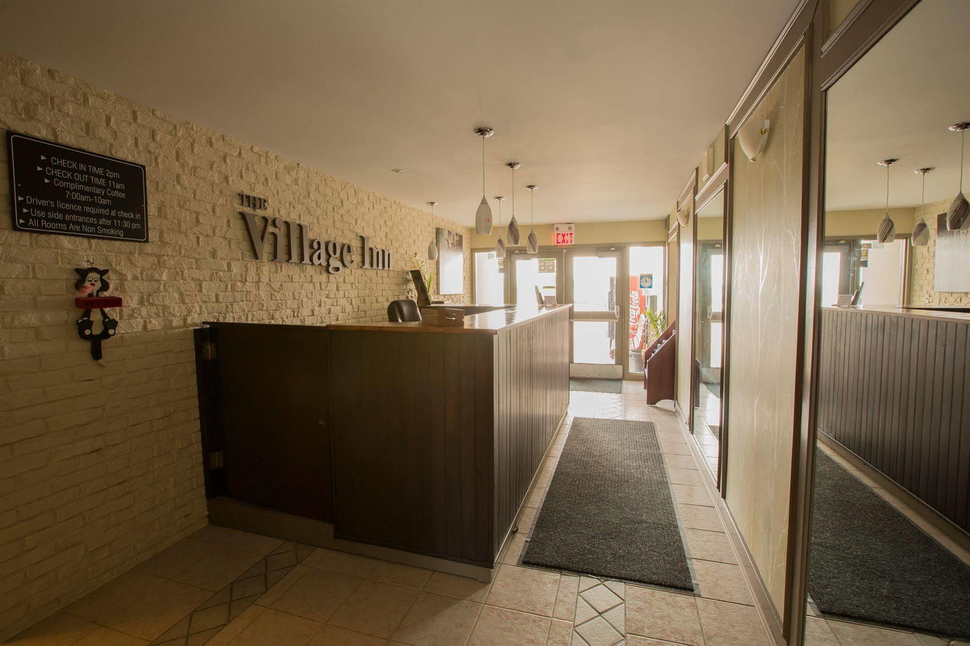 The Village Inn Elora Extérieur photo